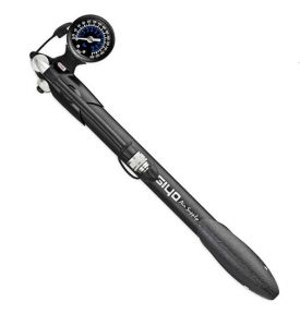 Насос Giyo GS-41D для амортизационных вилок/камер